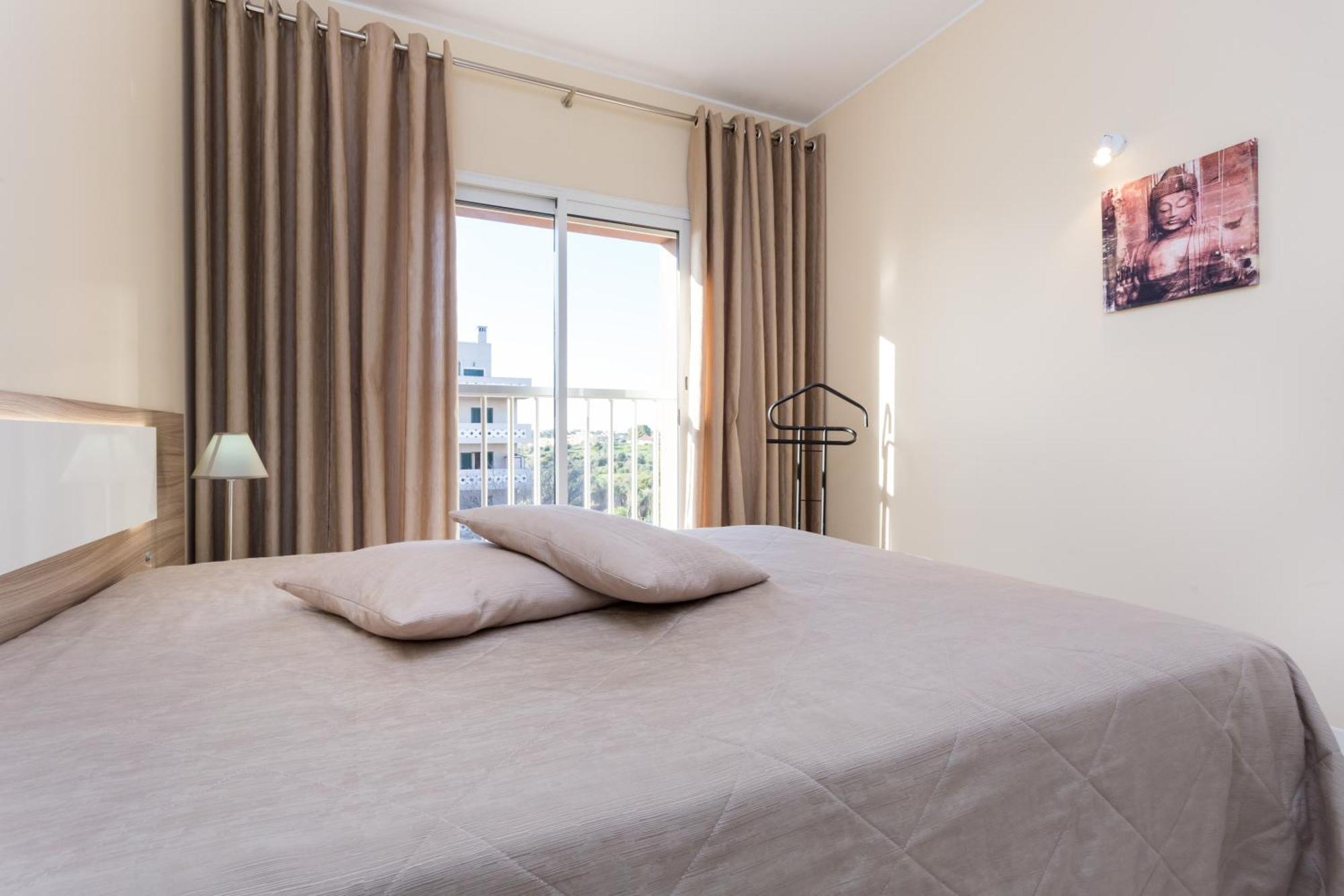 Algarve Sun Apartment Litoralmar Portimao Exterior photo