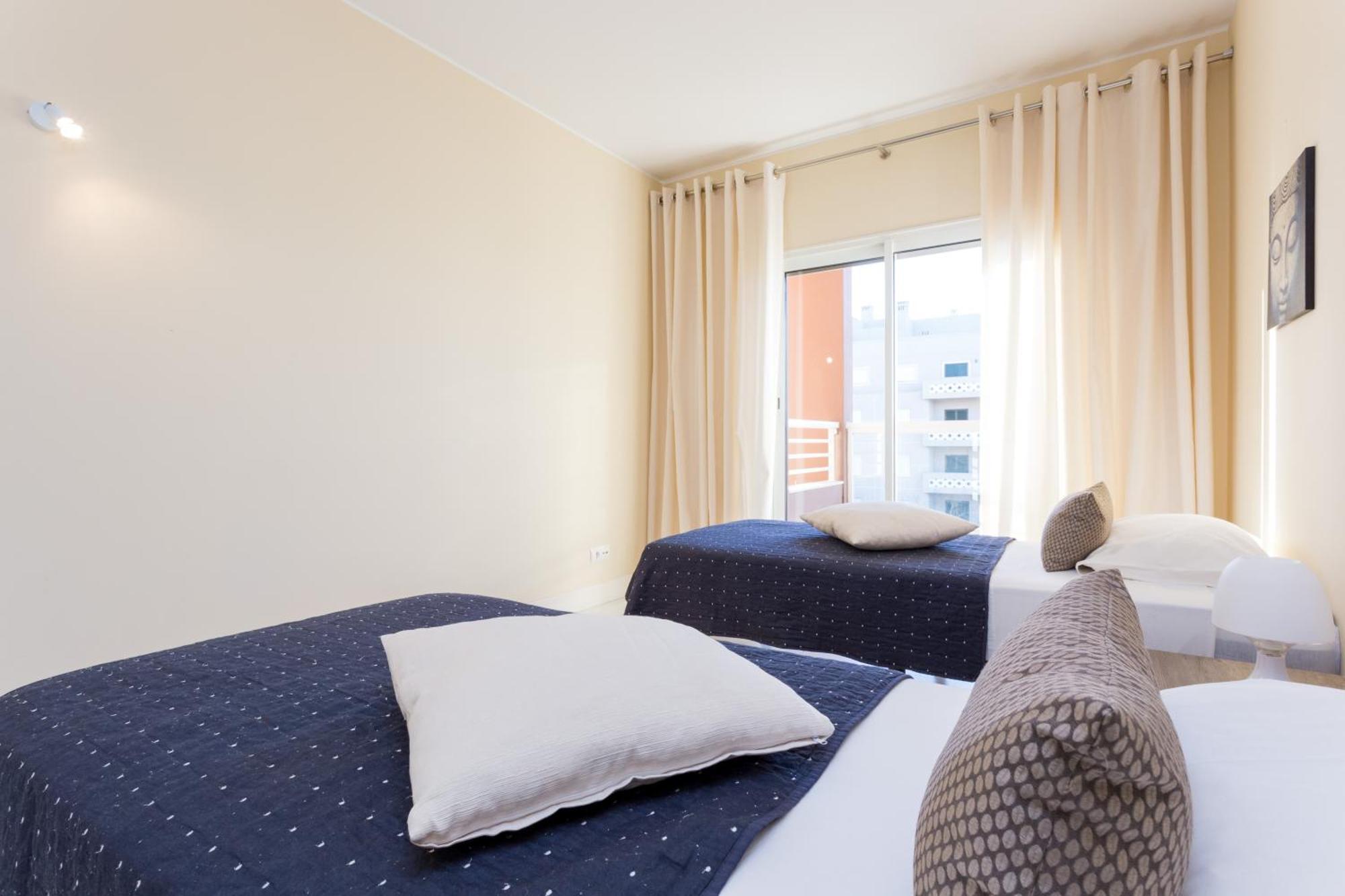 Algarve Sun Apartment Litoralmar Portimao Exterior photo